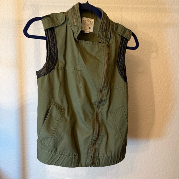 LA Hearts Military, Utility Style Army Green Mesh Back Gilet / Vest. Size M - Picture 2 of 11